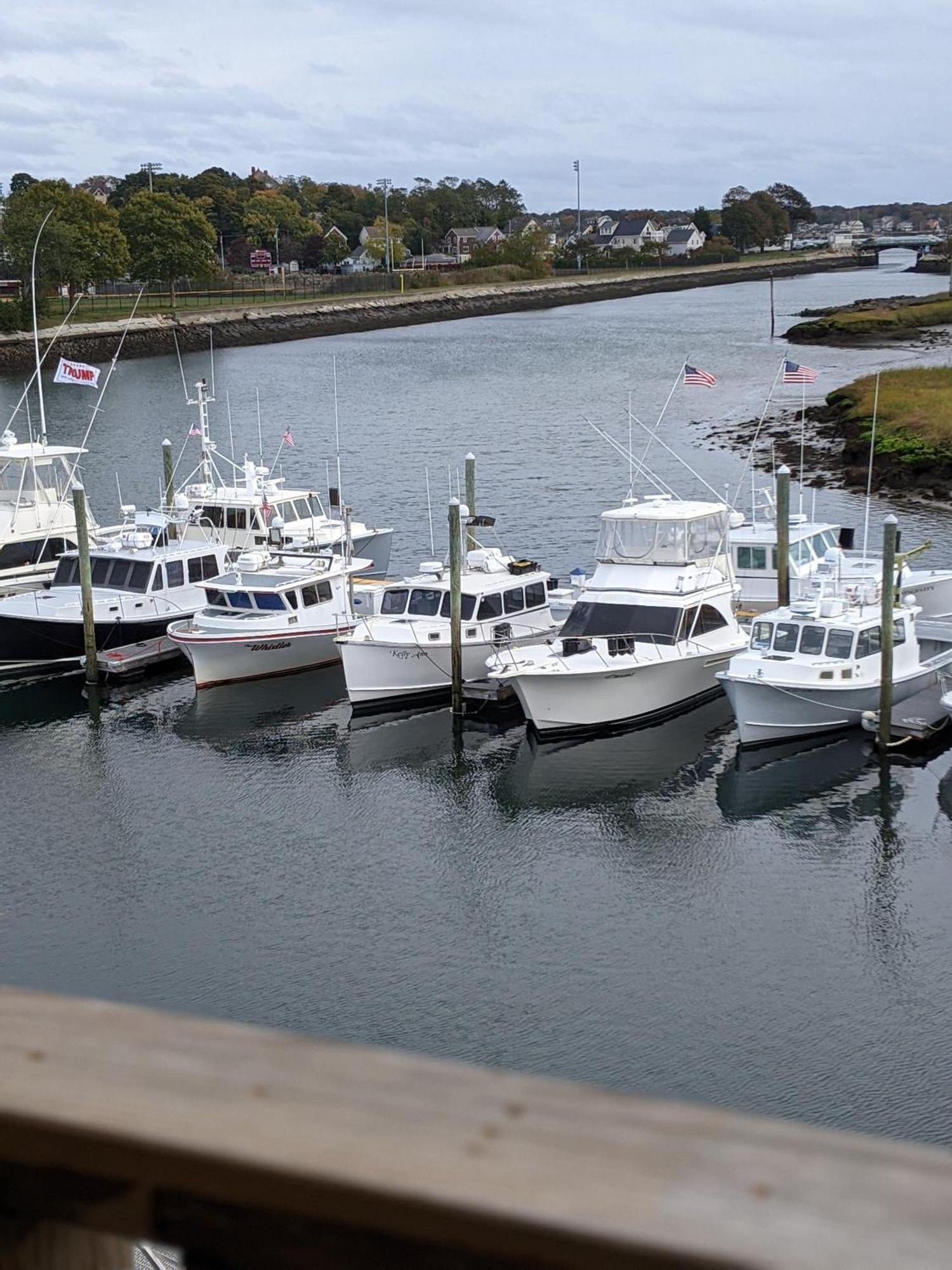 The Hotel At Cape Ann Marina Gloucester Exterior photo