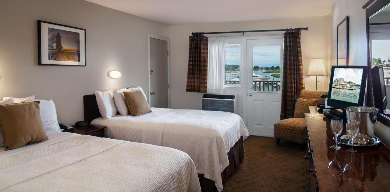 The Hotel At Cape Ann Marina Gloucester Exterior photo