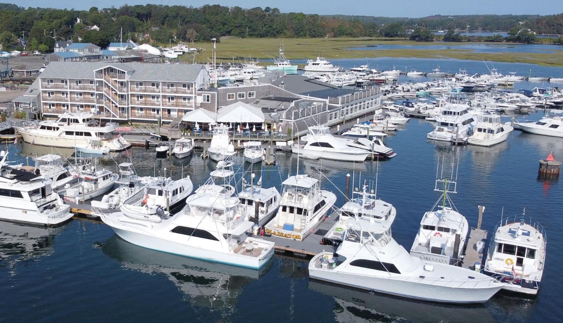 The Hotel At Cape Ann Marina Gloucester Exterior photo